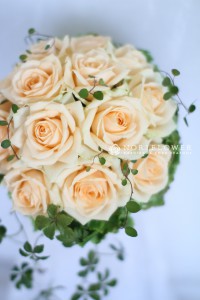 ウェディングブーケ　生花　ブーケ