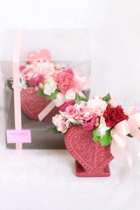 フラワーギフト　ホワイトデー　お祝いギフト　プリザーブドフラワーギフト