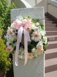 ガーデン挙式　ガーデンウェディング　ガーデンリース　フラワーリース　