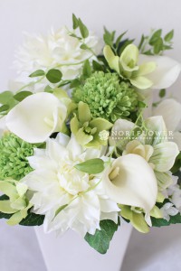 軽井沢フラワーショップ　軽井沢ウェディングフラワー　フラワーアレンジメント　フラワーギフト