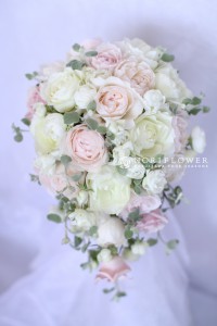 ウェディングブーケ　ブーケ　軽井沢ブーケ　軽井沢花屋　軽井沢フラワーショップ　軽井沢ウェディング