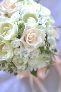 ウェディングブーケ　ウェディングフラワー　ブライダルフラワー　ラウンドブーケ