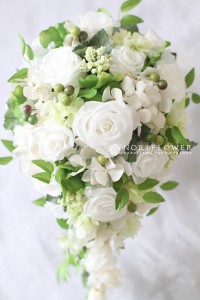 ウェディングブーケ 軽井沢ウェディング ウェディングアイテム フラワーアイテム ブーケ キャスケードブーケ